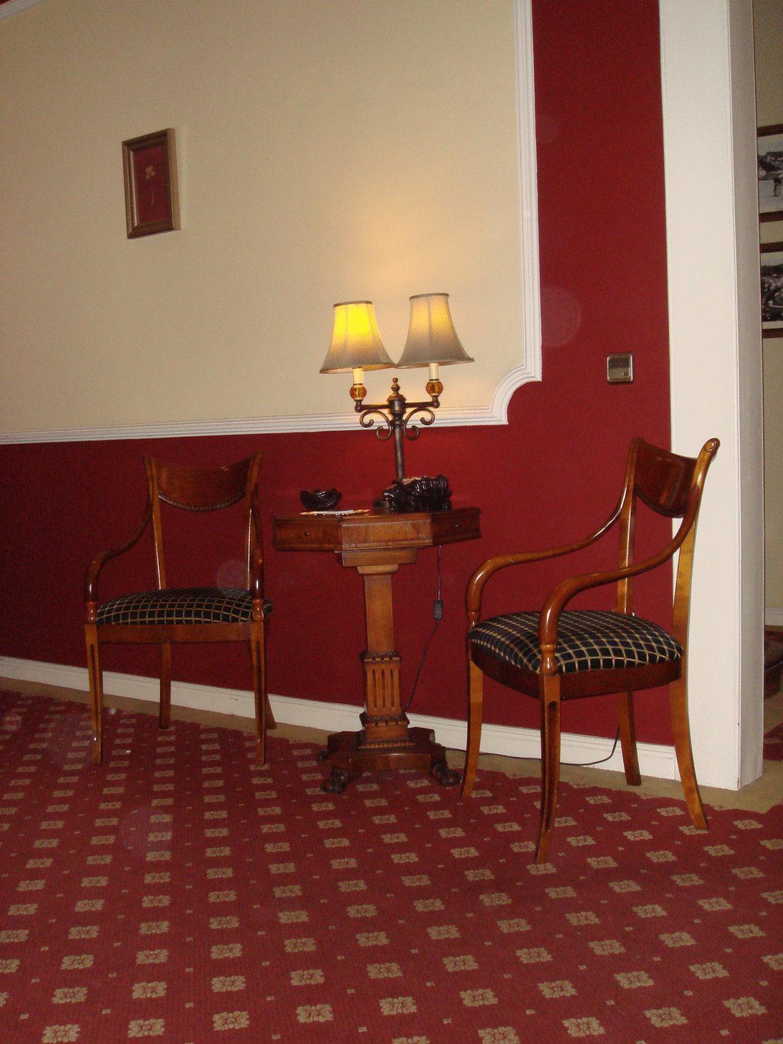 Hotel De 3*